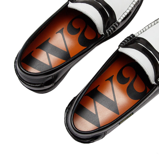 Waffles and Cream x Dakota - Black/White