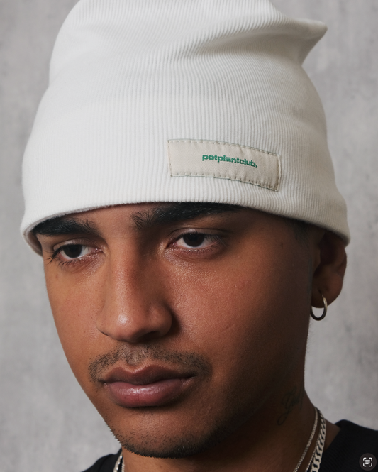 Potplantclub "PPCSTAPLES002" Ribbed Beanie - White